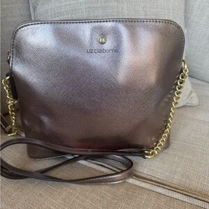 Liz Claiborne Dome crossbody bag
